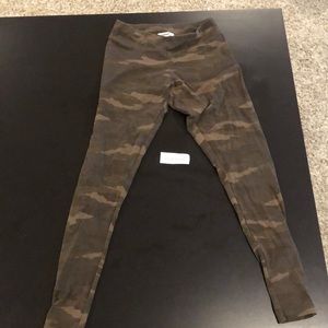 Garage Camouflage Leggings